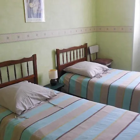 Holiday home L'ancien P'tit Bistrot Saint-Hilaire-du-Bois (Maine-et-Loire)